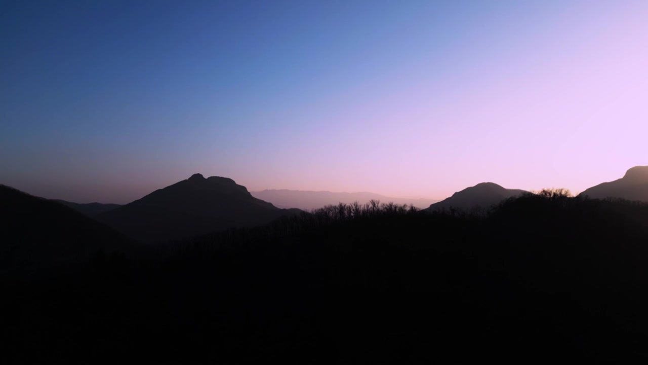 夕阳和山视频素材