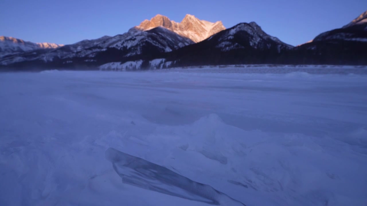 雪山金顶风吹雪视频下载