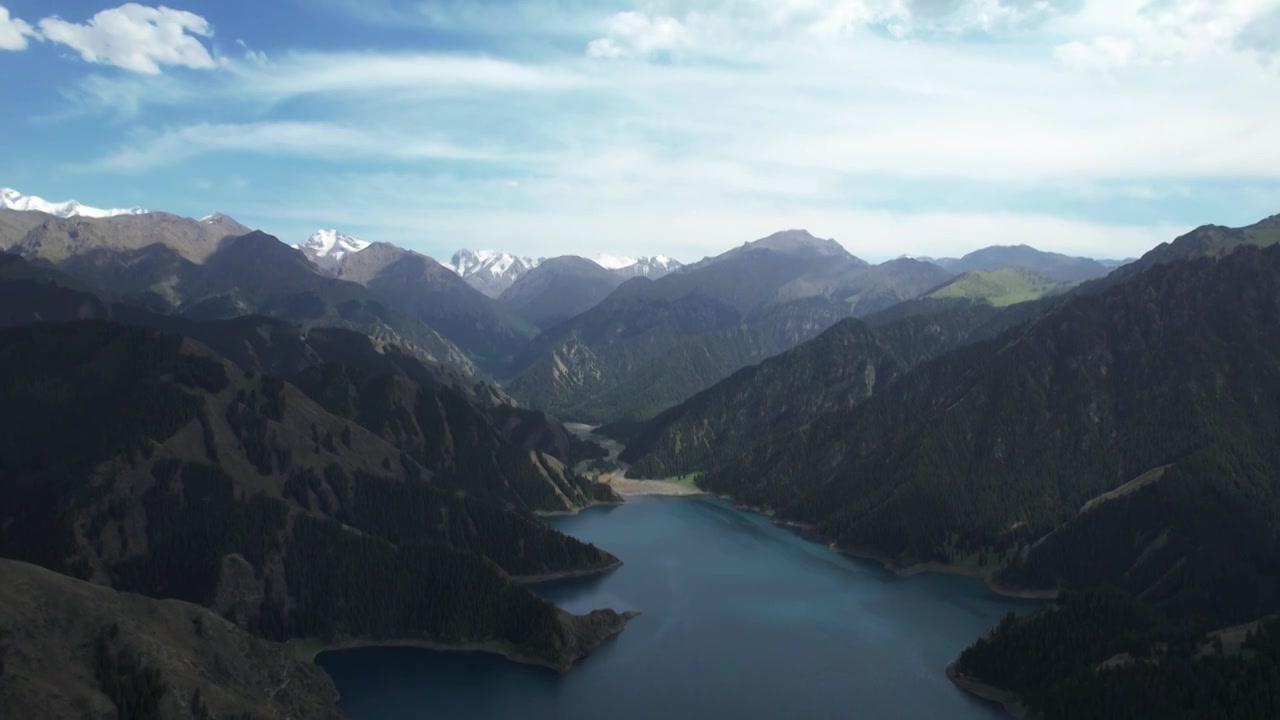 航拍新疆旅游天山天池自然风景视频素材