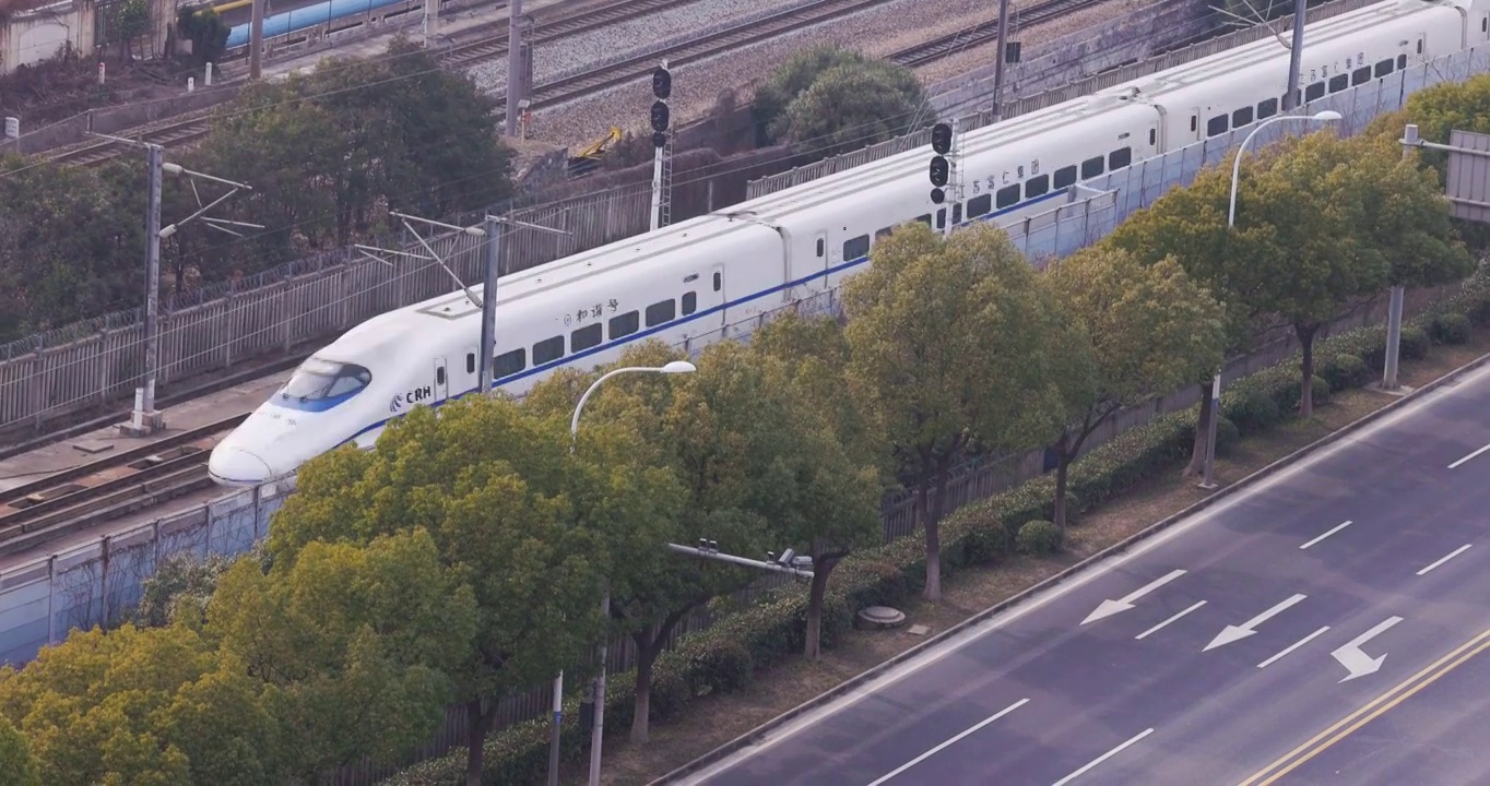 江苏省无锡市火车站京沪铁路高铁运输画面视频素材