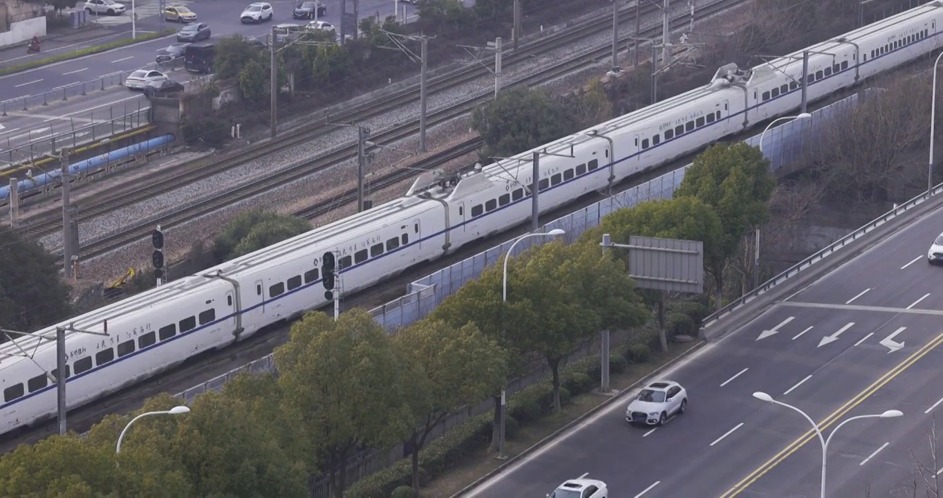 江苏省无锡市火车站京沪铁路高铁运输画面视频素材