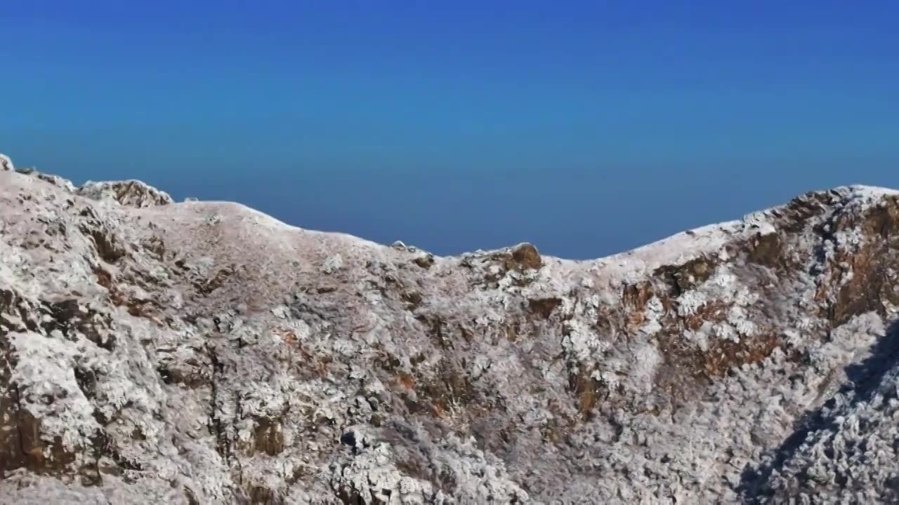 下雪后的五莲县马耳山风光视频素材