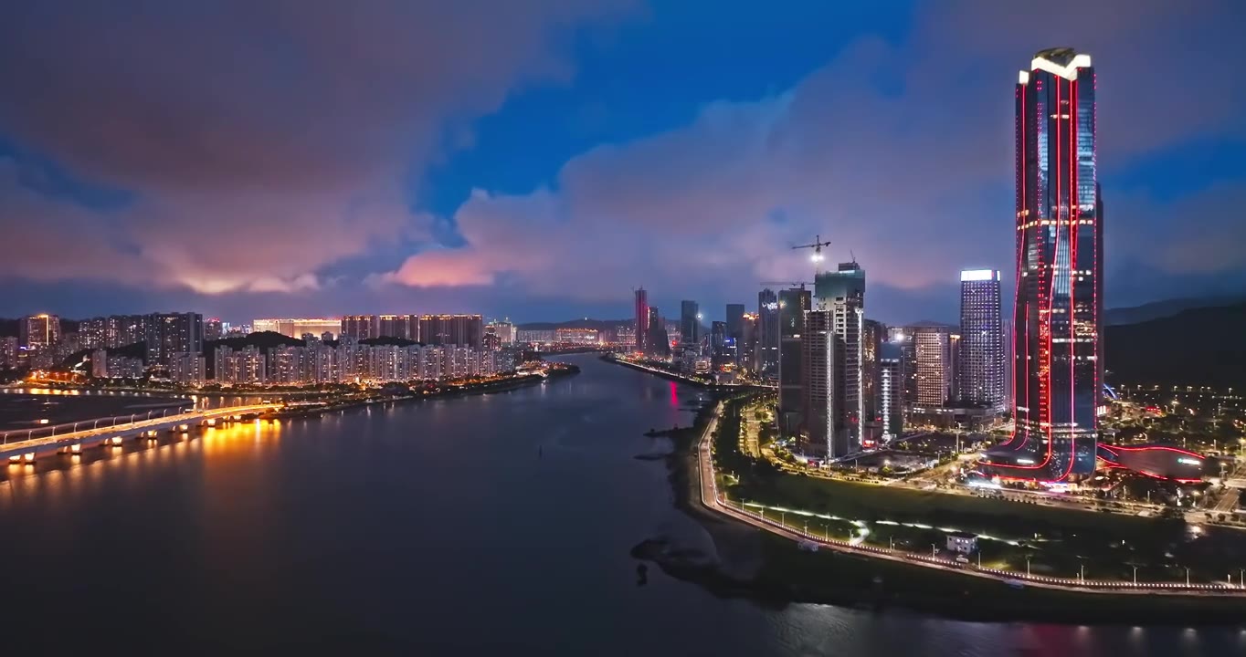 航拍珠海城市建筑在夜晚视频素材