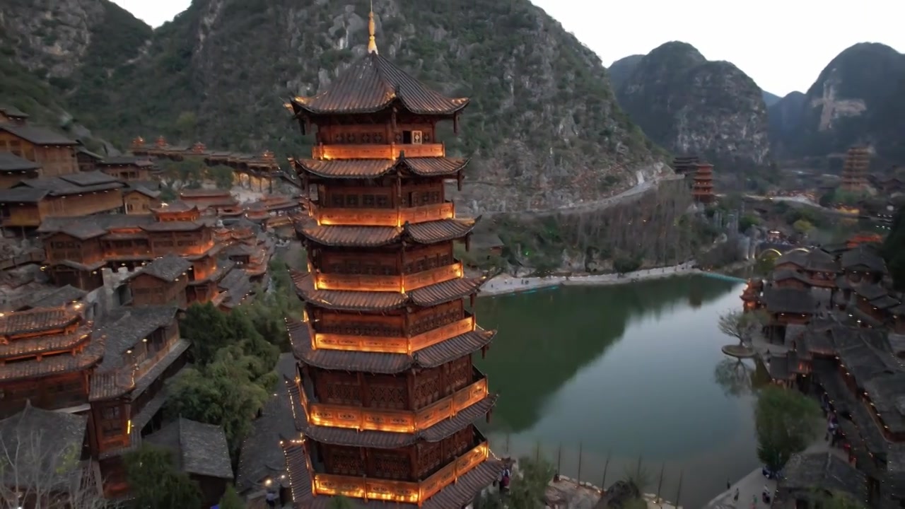 贵州兴义峰林布依夜景视频素材