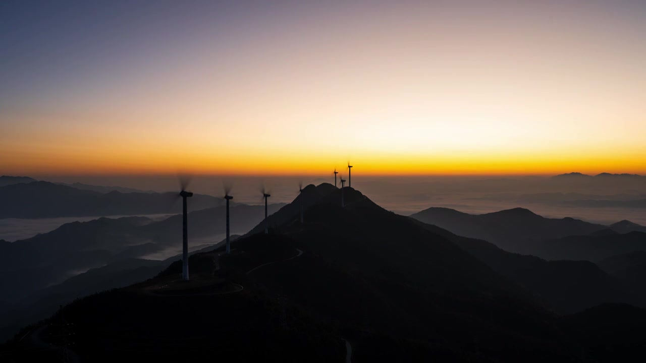 高山风车日出云海延时视频素材