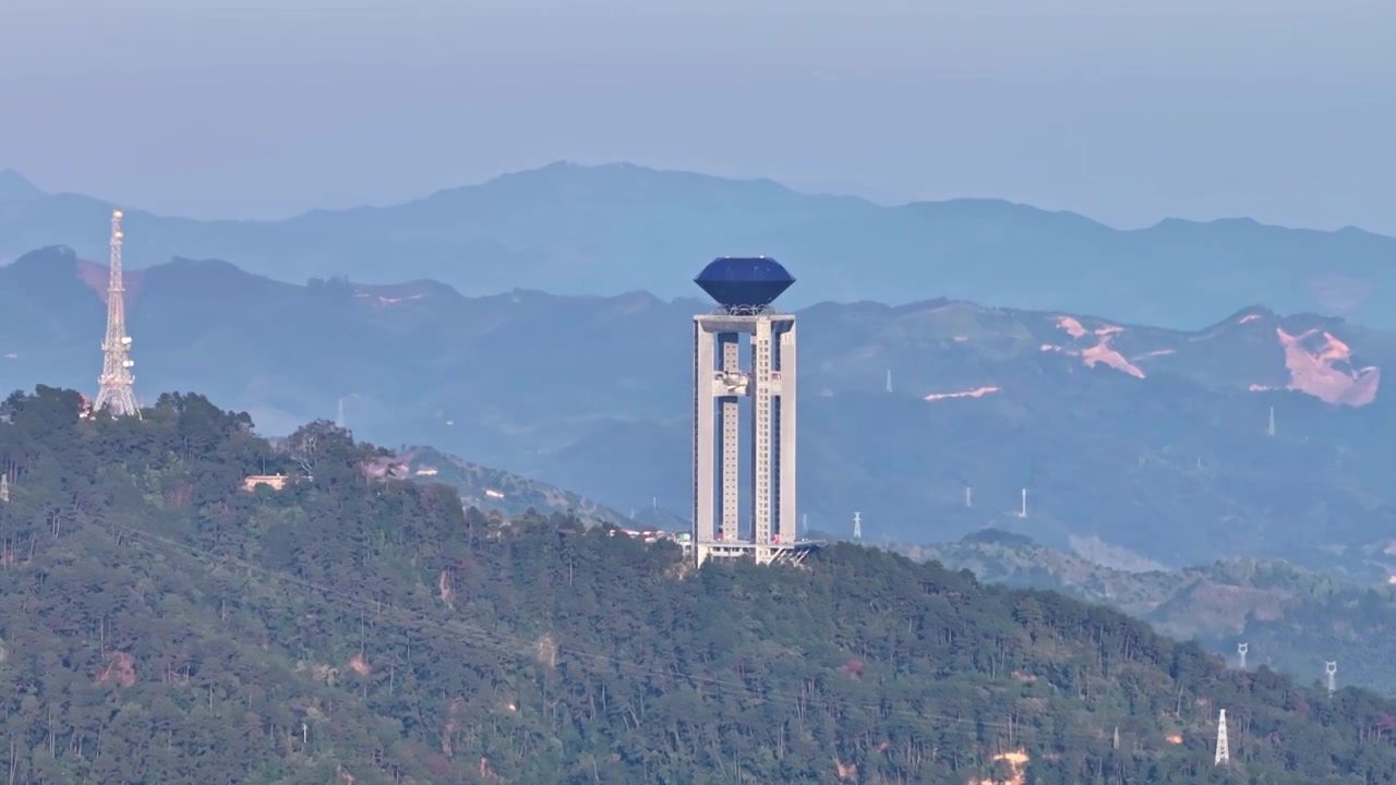 广西梧州西江明珠塔地标航拍视频下载