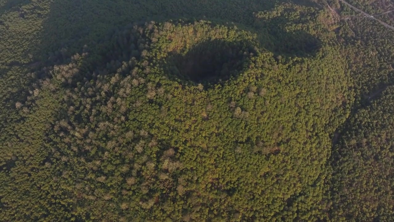 云南腾冲火山地热国家地质公园视频素材