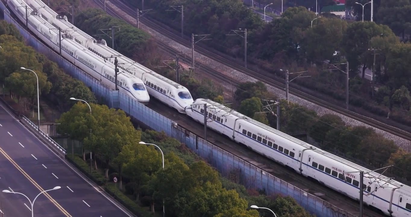 江苏省无锡市火车站京沪铁路高铁运输画面视频素材