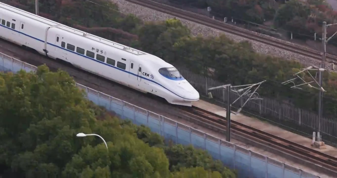 江苏省无锡市火车站京沪铁路高铁运输画面视频素材