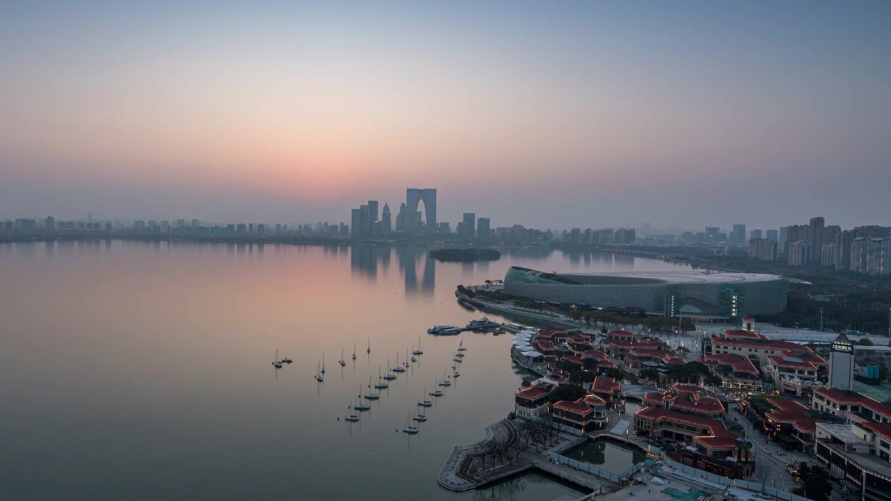 苏州东方之门城市天际线日转夜延时摄影视频素材