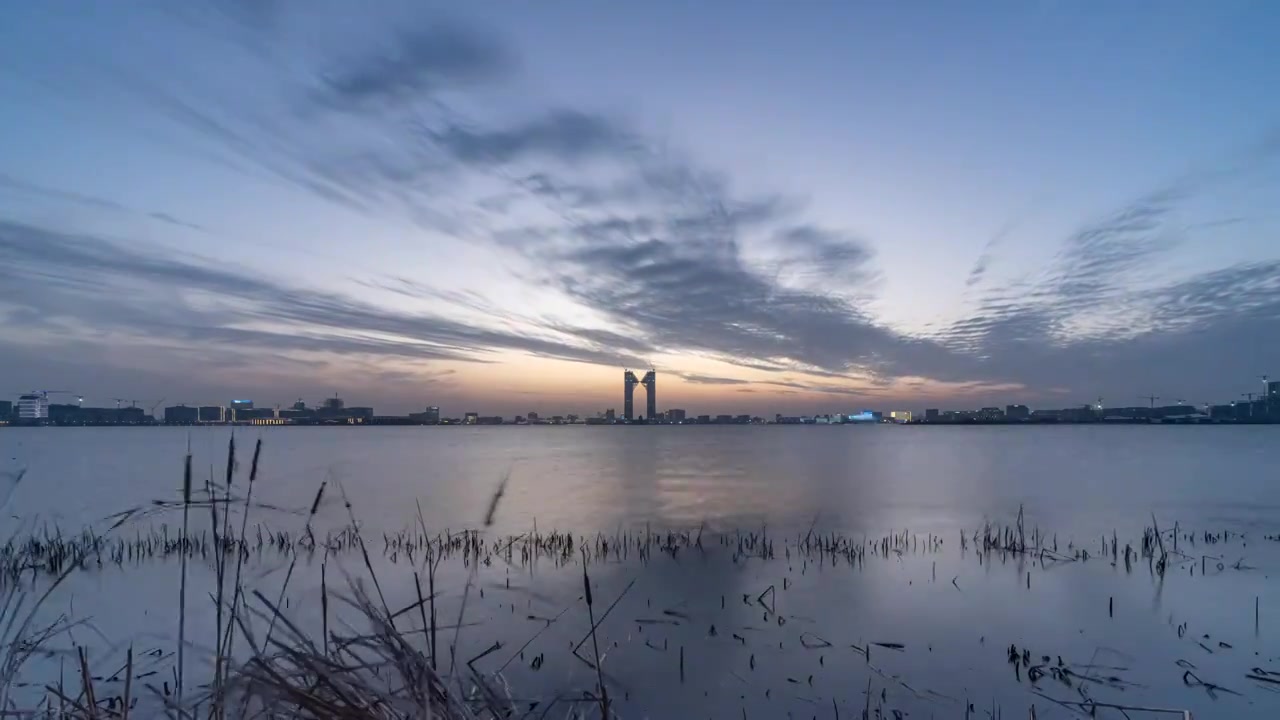 上海滴水湖日落美景视频素材