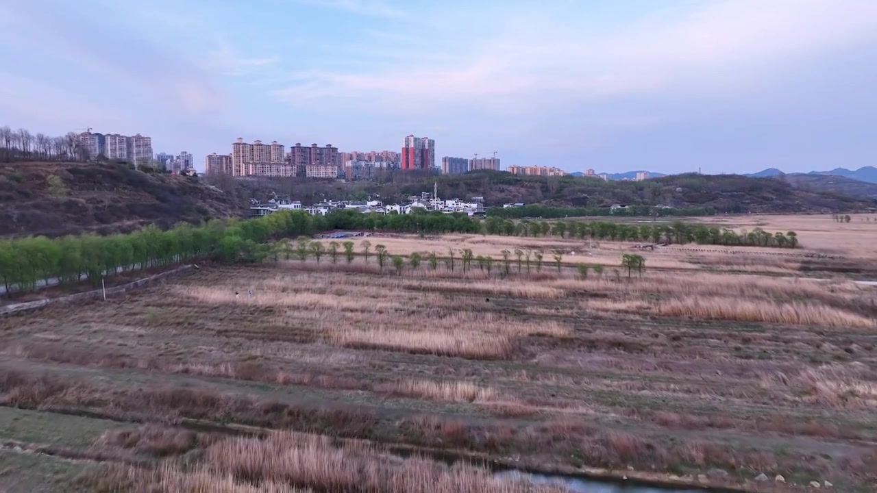 威宁自治县草海国家级自然保护区夕阳西下的美景视频素材