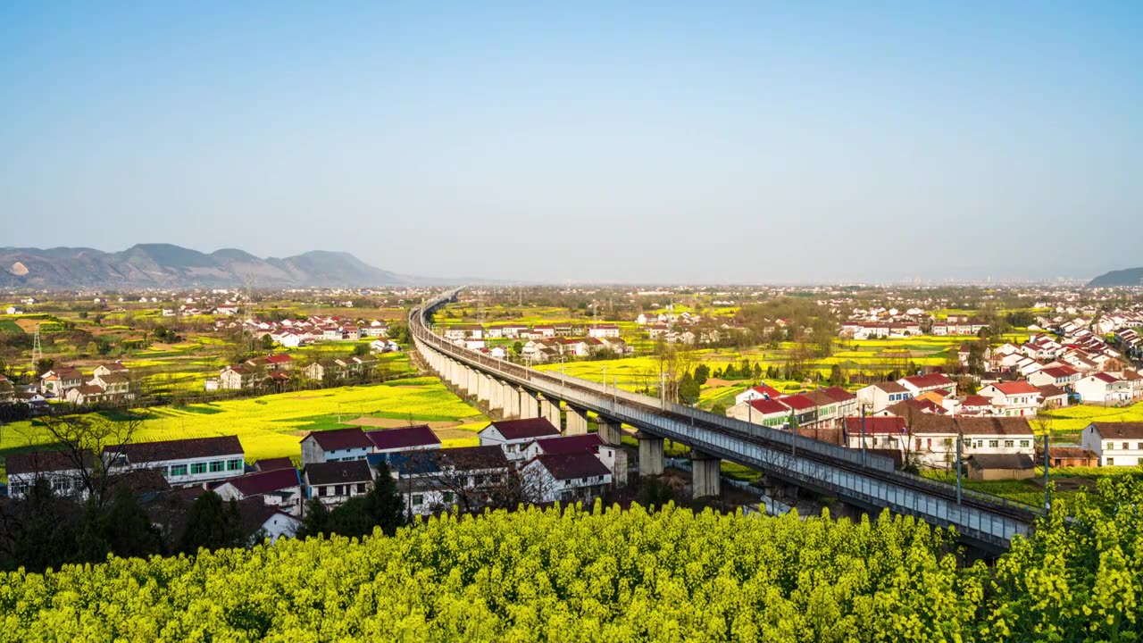 汉中市高铁油菜花日落延时视频下载