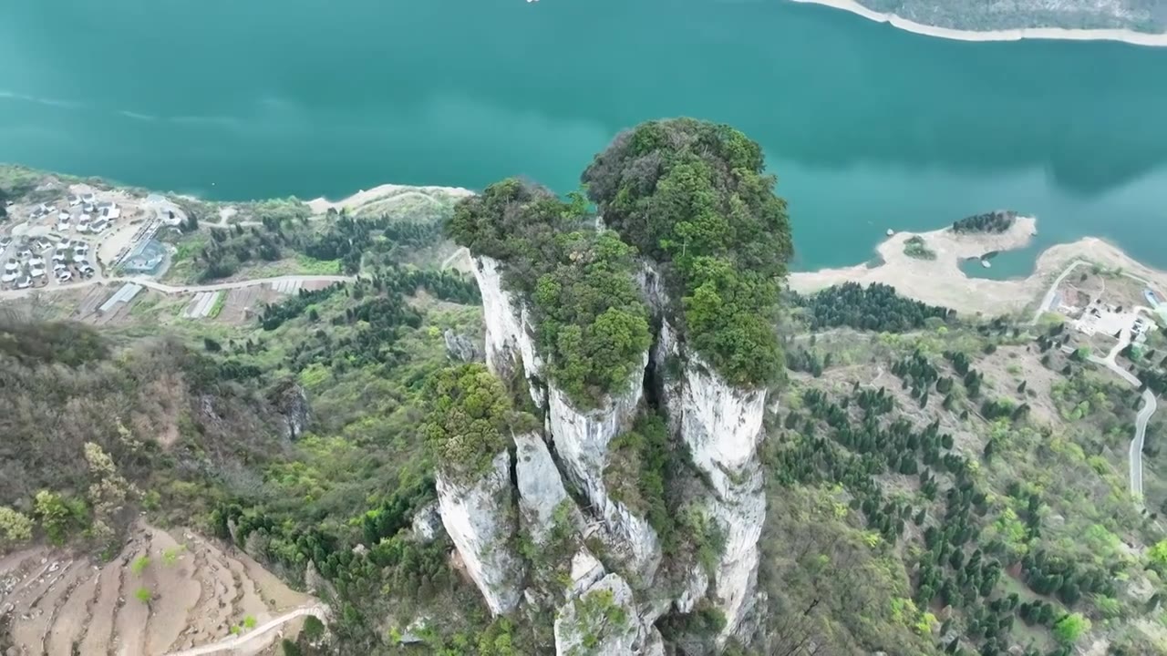 航拍乌江源百里画廊 化屋 天竹峰视频素材