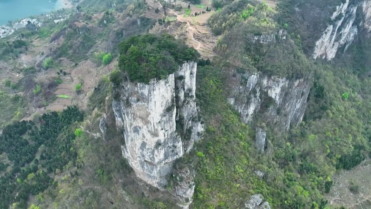 航拍乌江源百里画廊 化屋 天竹峰视频素材