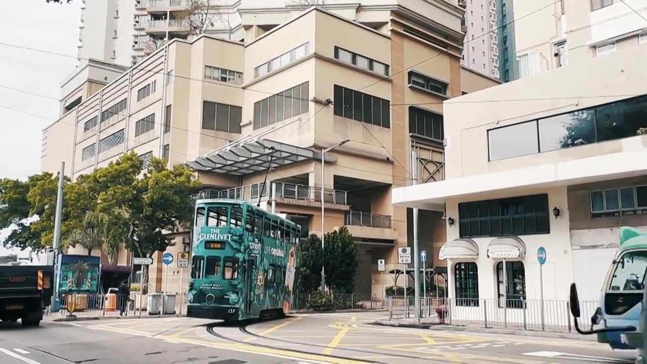 香港街拍叮叮车视频素材