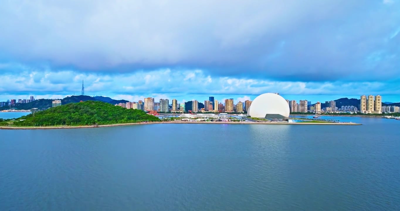 航拍珠海城市天际线和海景视频素材