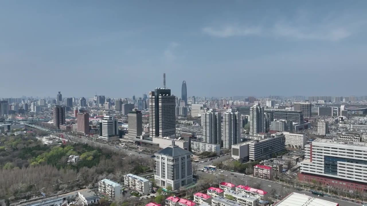 中国山东济南城市风光航拍 山东大学（千佛山校区） 济南泉城公园 山东广播电视台视频素材