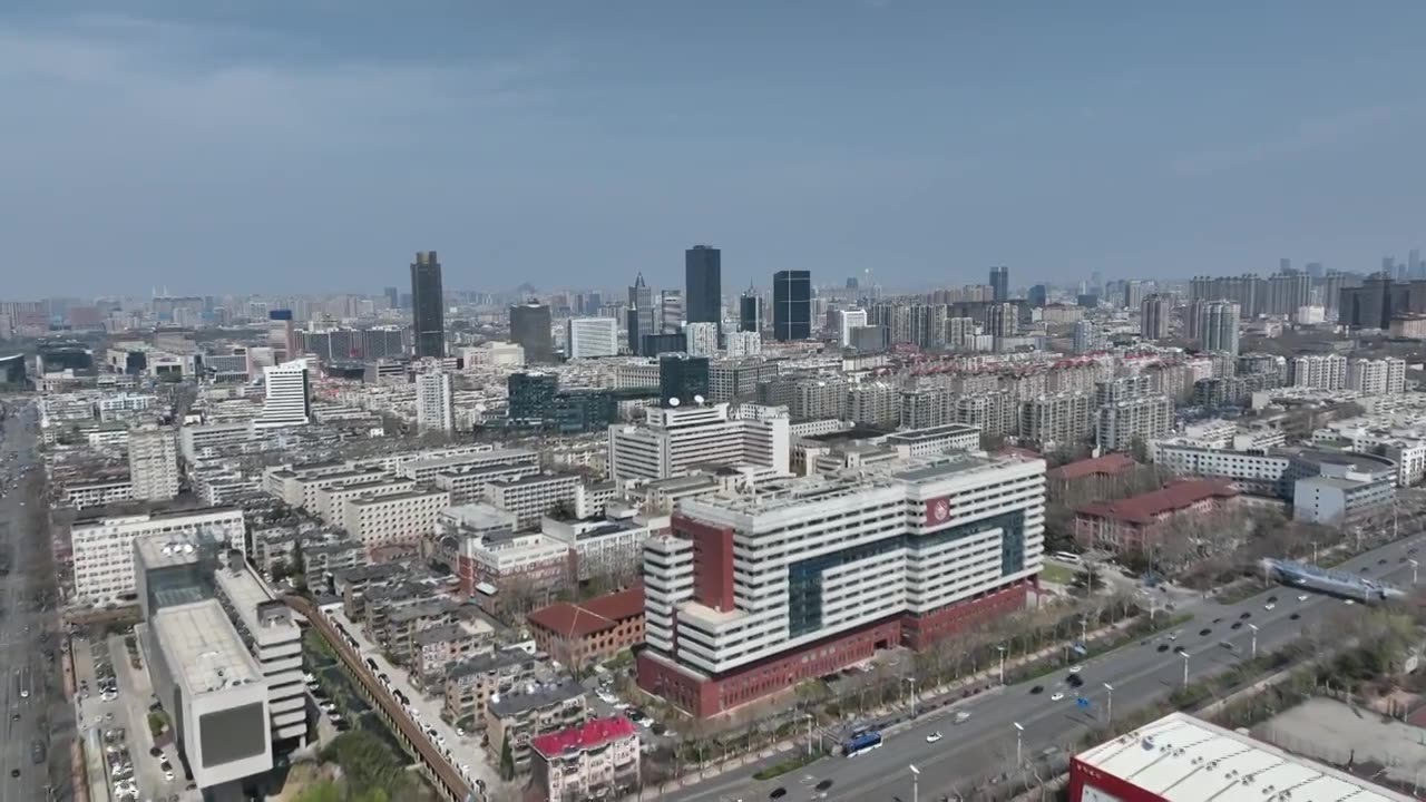 中国山东大学（千佛山校区）城市天际线航拍视频素材