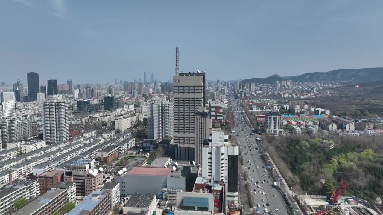 中国山东济南城市风光航拍 山东广播电视台 济南泉城公园 山东大学（千佛山校区）视频素材