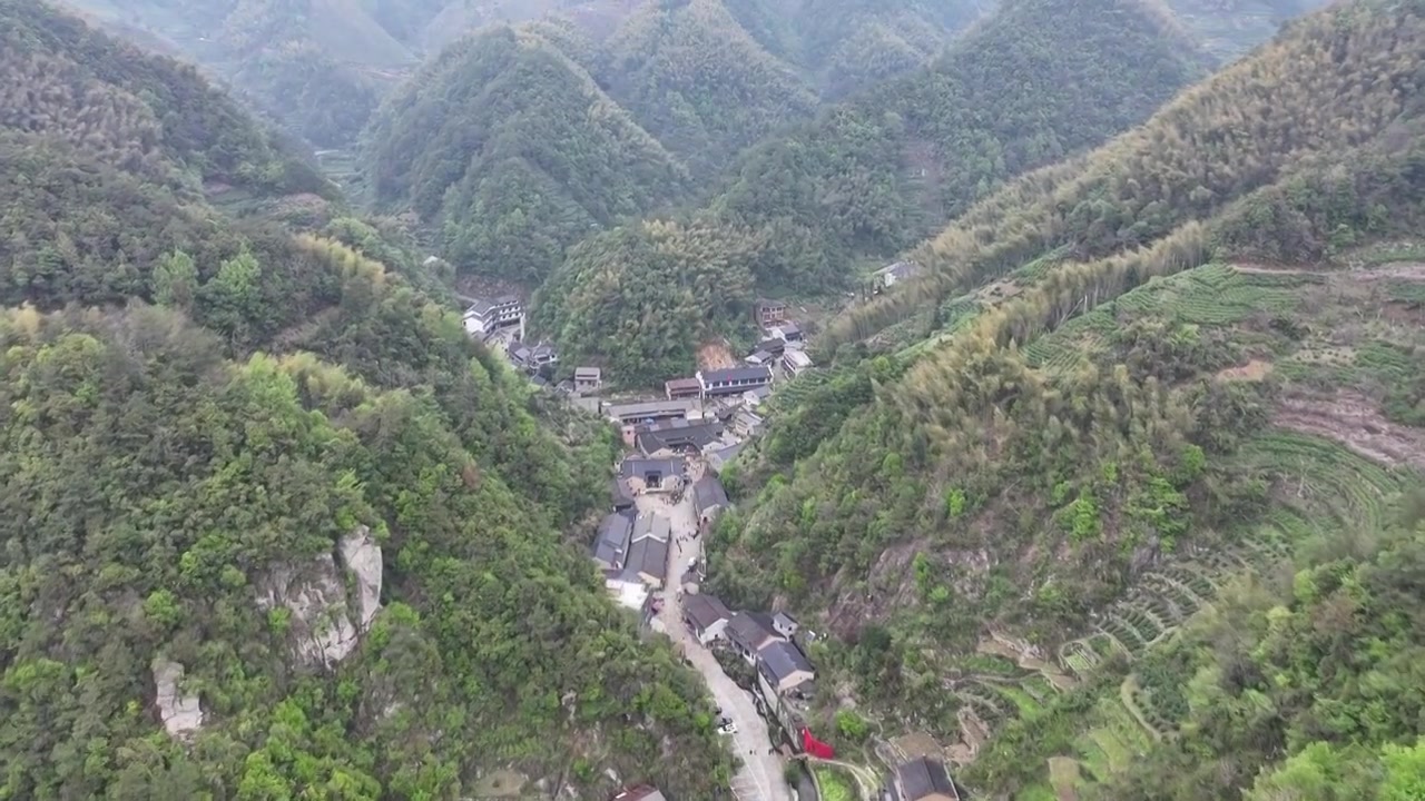 浙江绍兴市新昌县镜岭镇外婆坑村风光视频素材