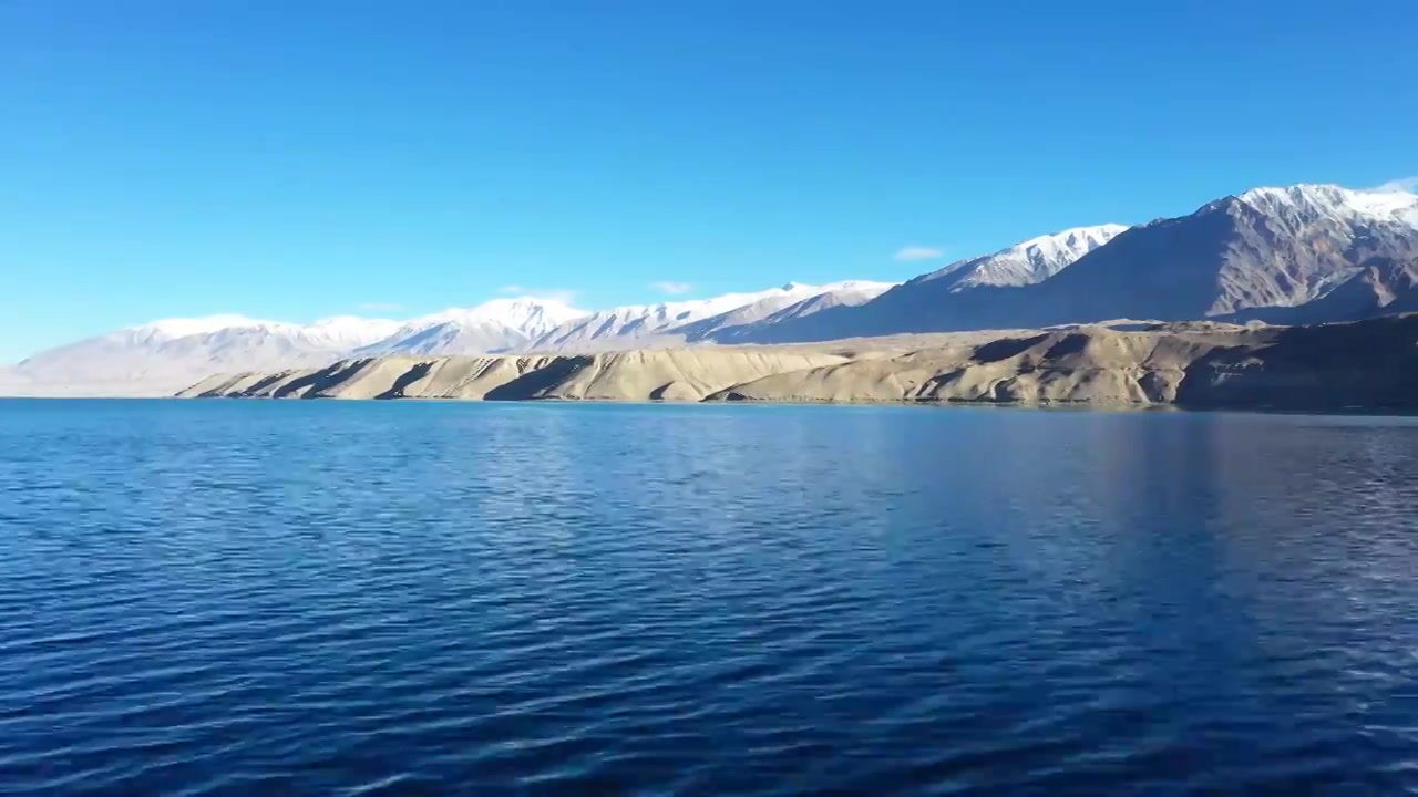 新疆帕米尔高原白沙湖风光视频素材