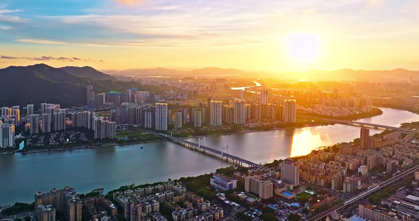 航拍珠海城市天际线和河流与自然风光视频素材