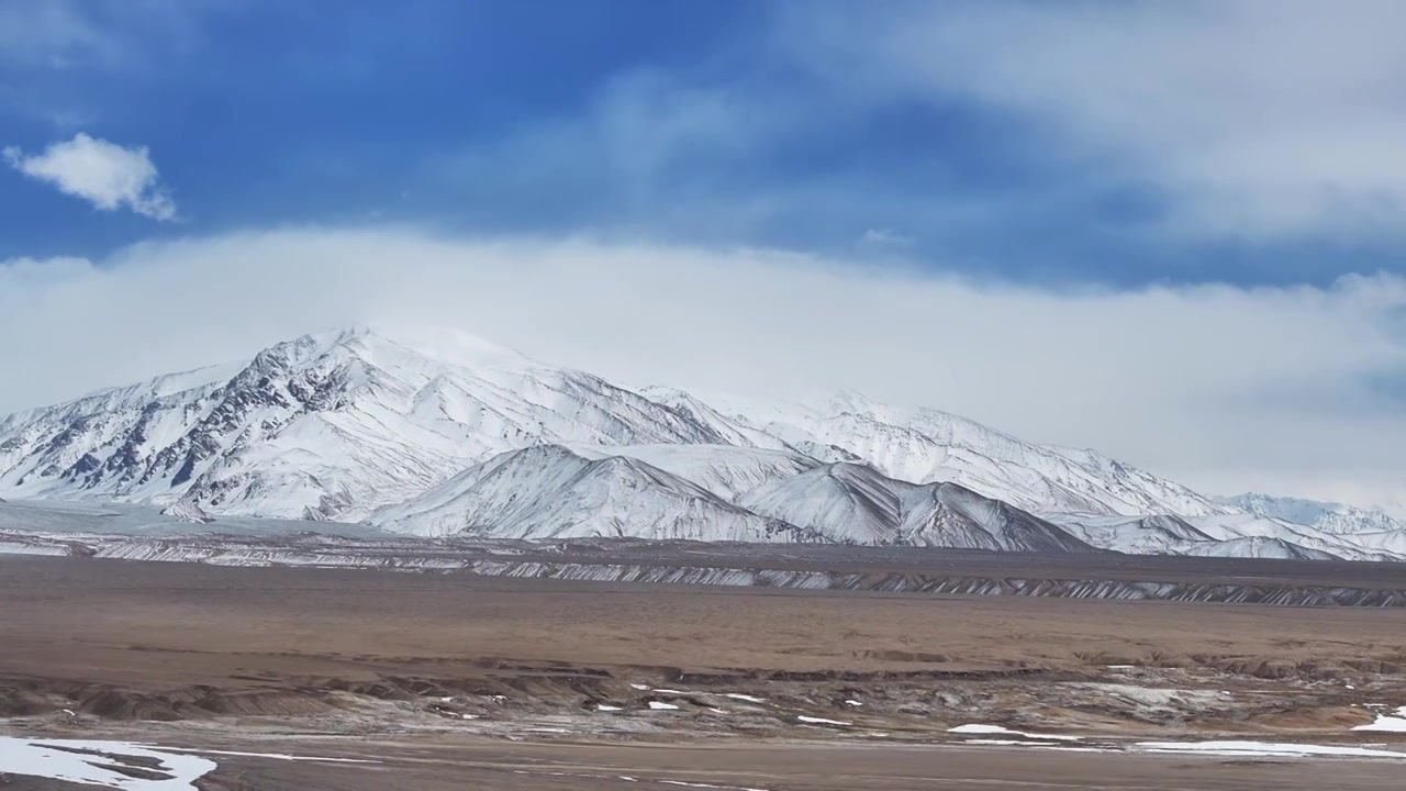 新疆帕米尔高原雪山航拍视频素材