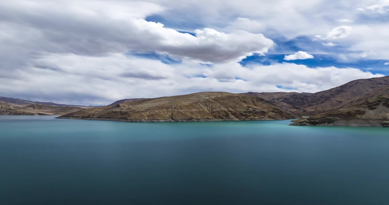 （延时）新疆塔县班迪尔湖下板地水库航拍视频素材