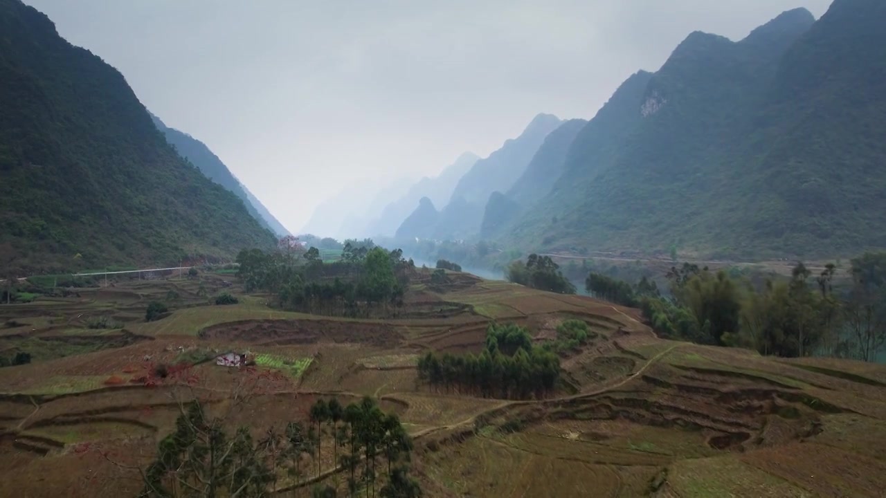 航拍河池红水河群山河流大河山区背景视频素材