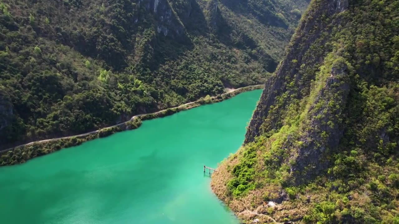 航拍广西河池红水河河流背景视频素材