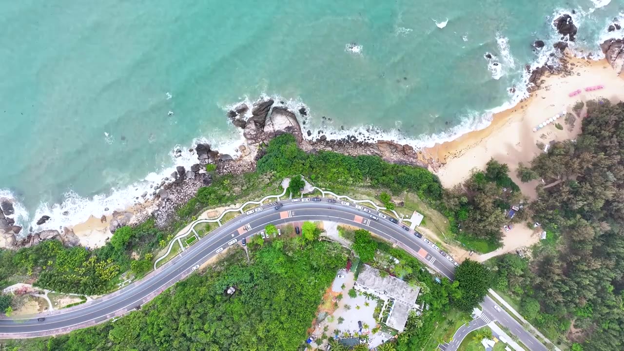 4K航拍视频-海南的环海旅游公路视频素材