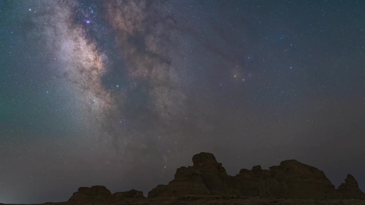 8K青海雅丹魔鬼城星空视频素材