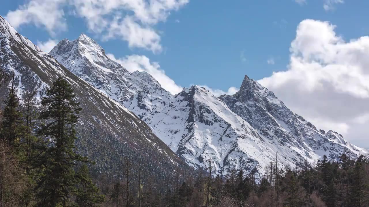 四川省理县毕棚沟风景区 雪山延时摄影视频素材