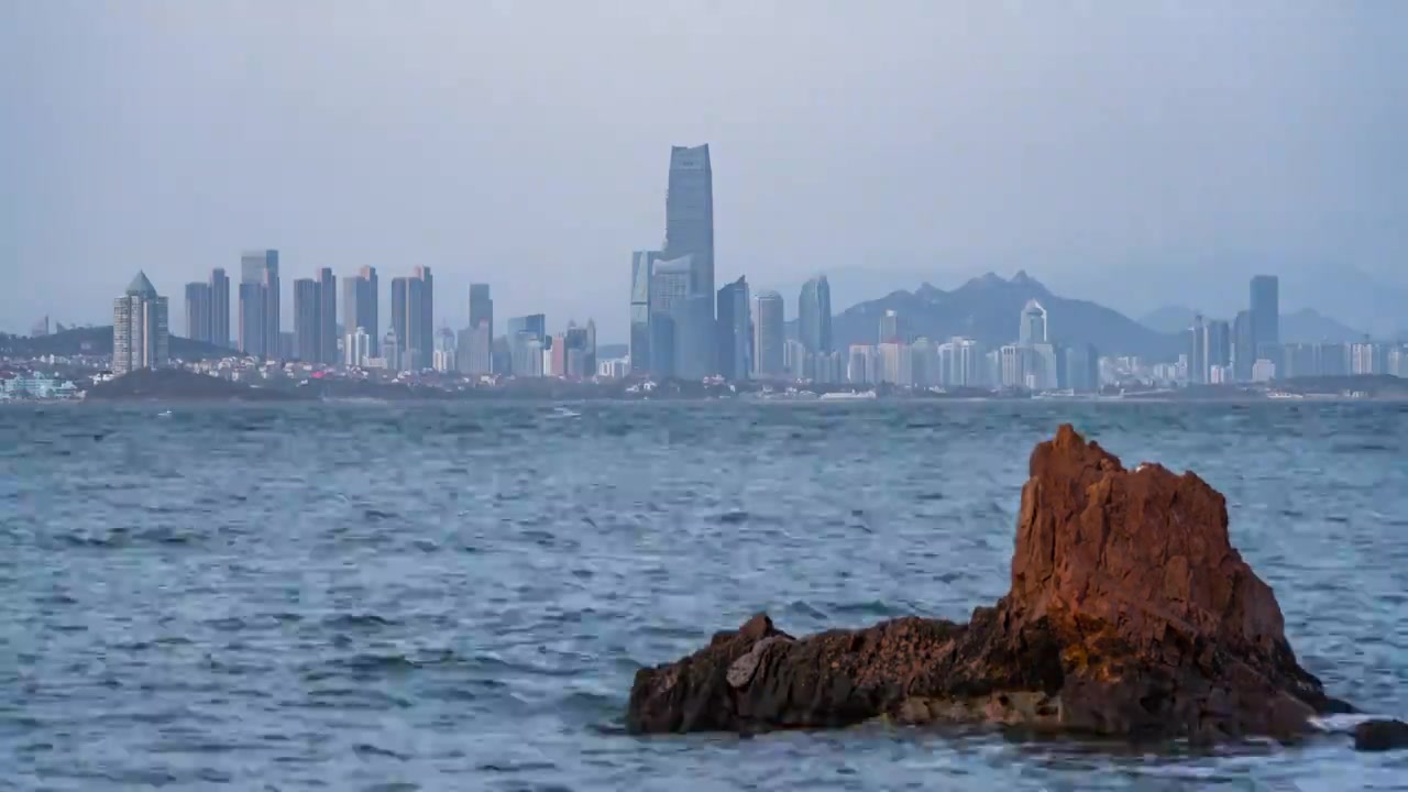 青岛海岸线日转夜延时视频素材