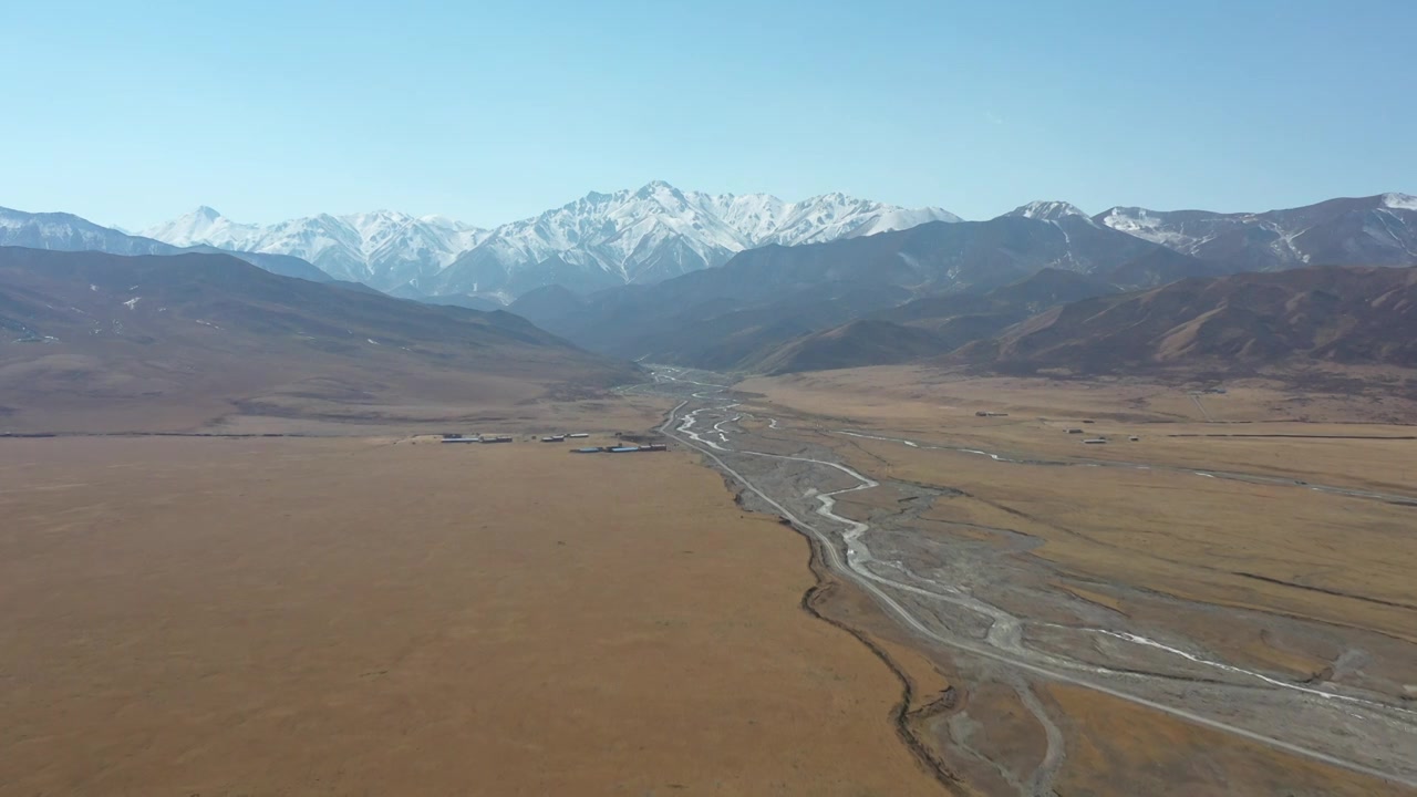 青海土地地貌视频下载