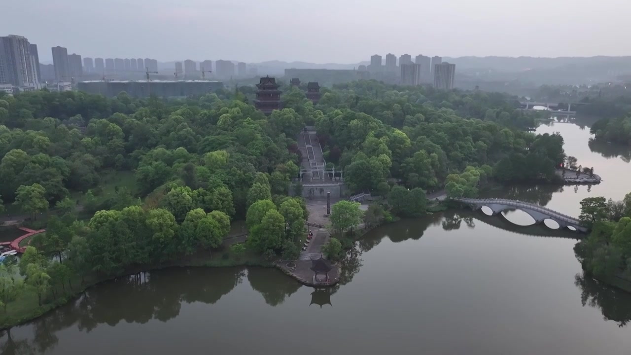 重庆市璧山区秀湖公园电视塔公园航拍视频素材