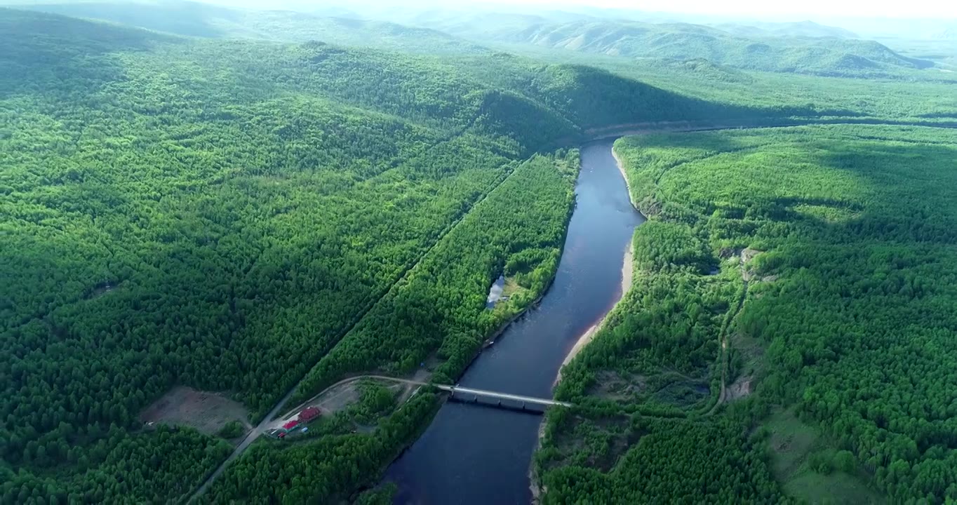 大兴安岭山川林海激流河风光视频素材