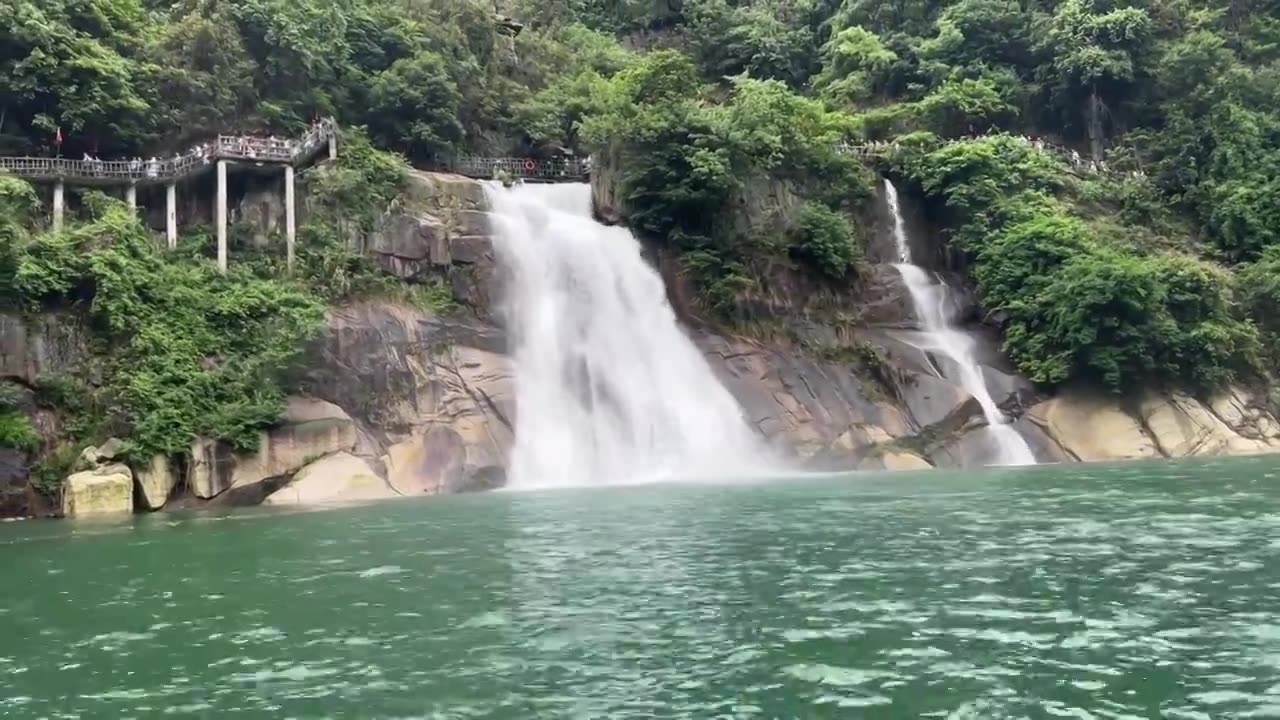 湖南郴州东江湖龙景瀑布视频素材