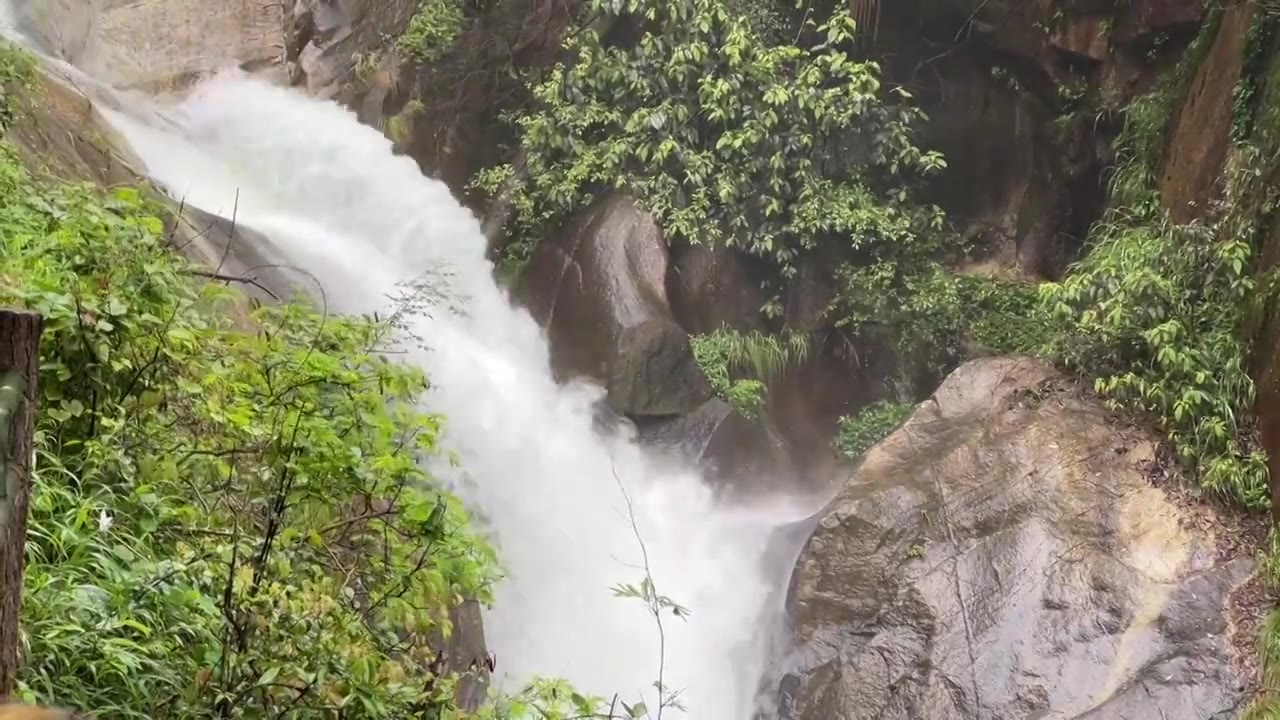 湖南郴州东江湖龙景瀑布视频素材