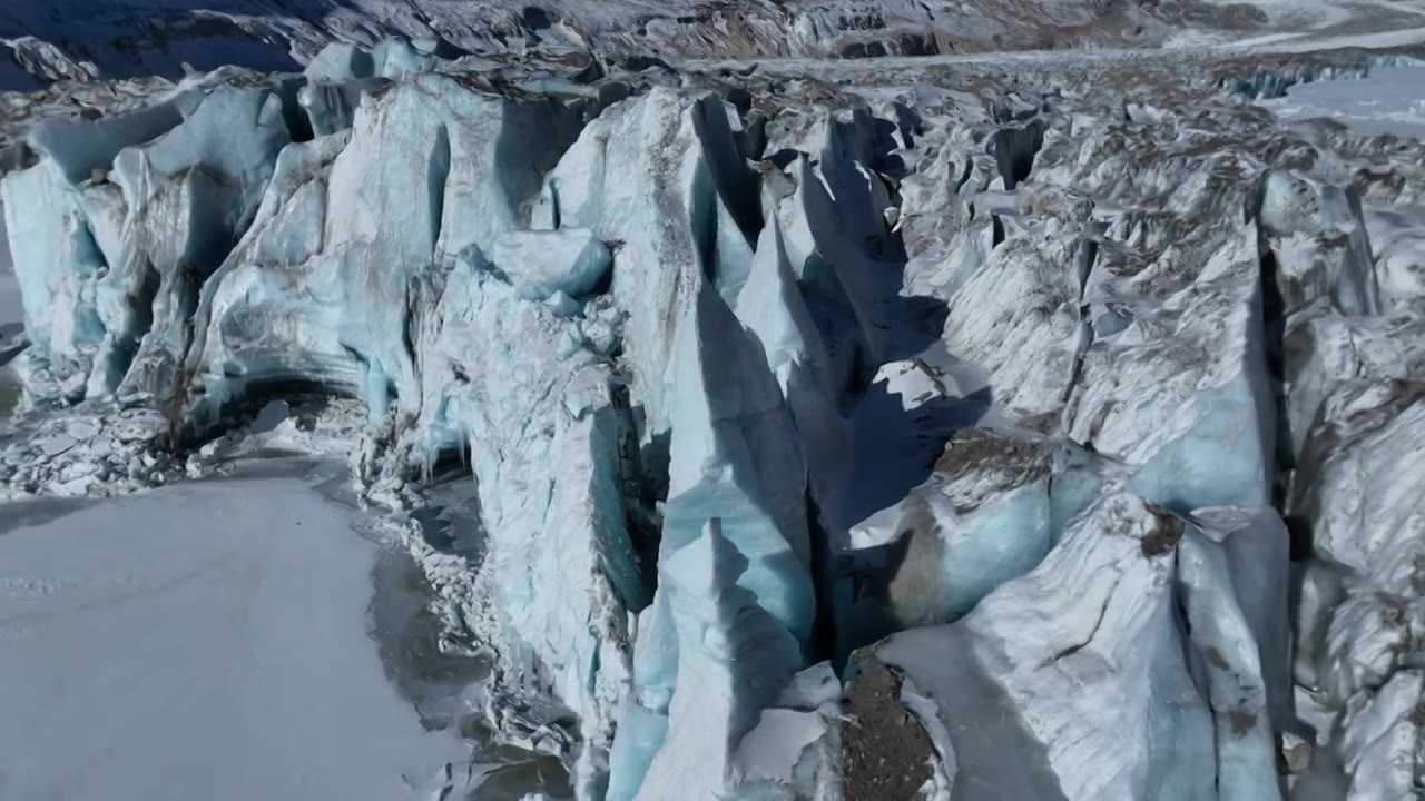 来古冰川雅隆冰川然乌湖航拍视频素材