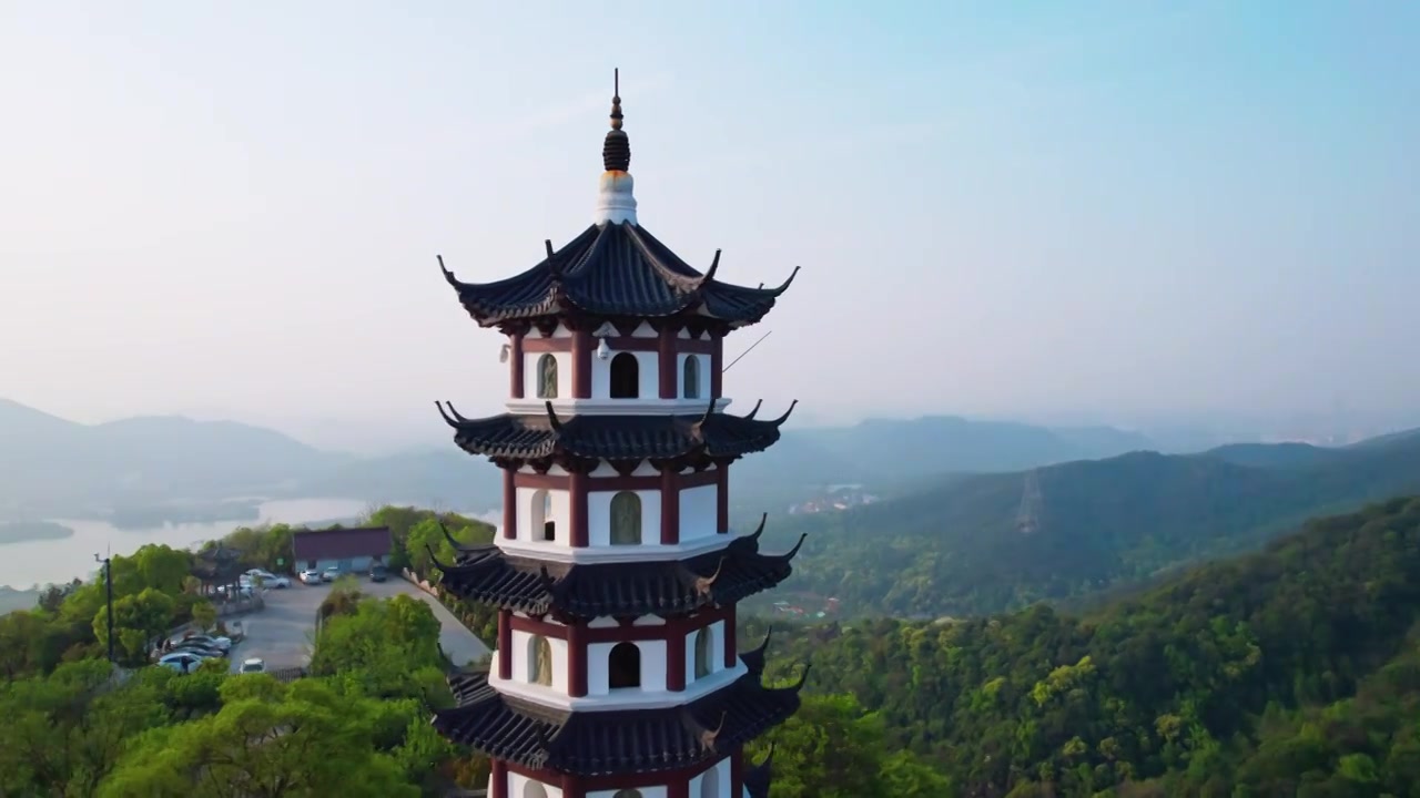 杭州萧山湘湖景区先照寺中国传统宗教寺庙建筑风光航拍视频素材