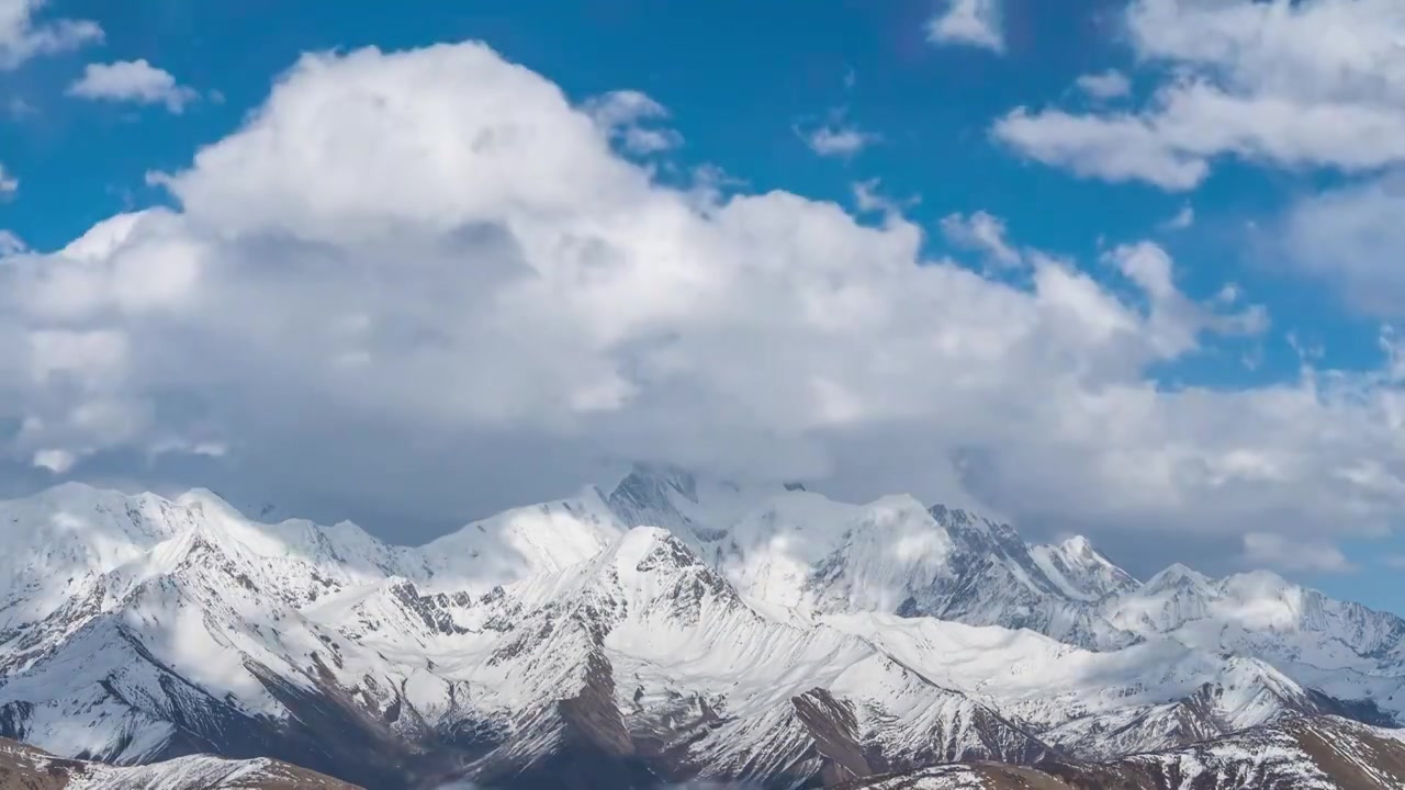 贡嘎雪山延时视频素材