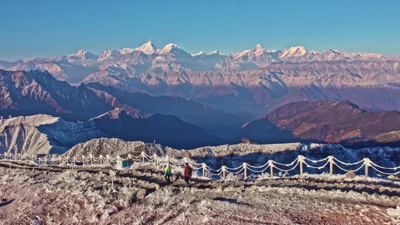 雪山云海日出视频素材