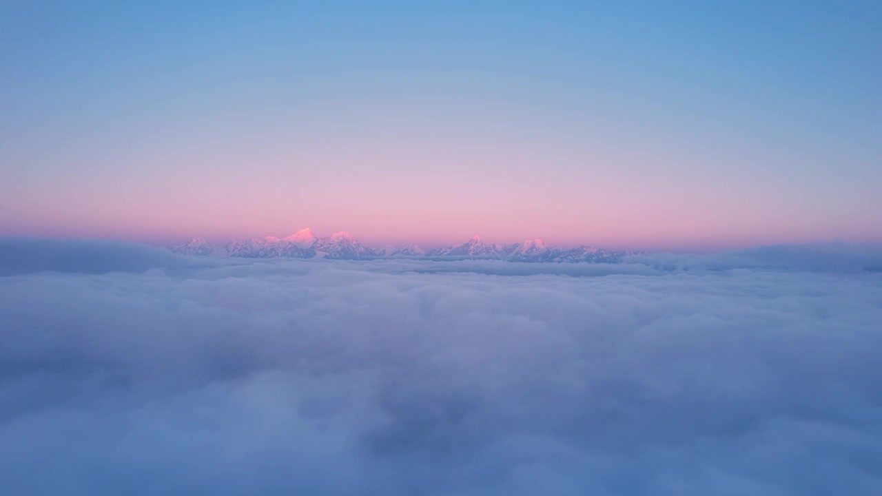 雪山云海日出视频素材