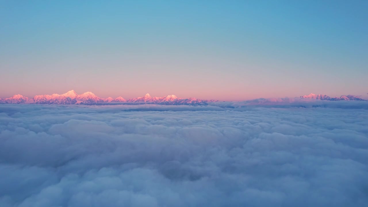 雪山云海日出视频素材