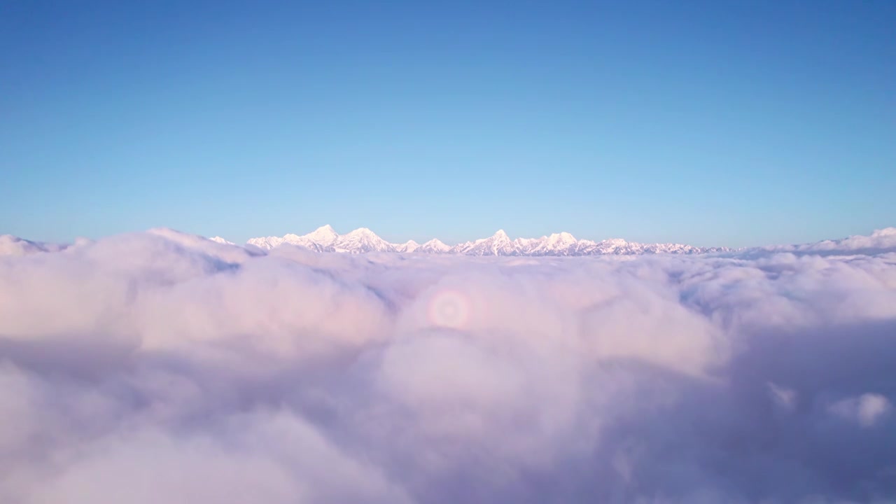 雪山云海日出视频素材