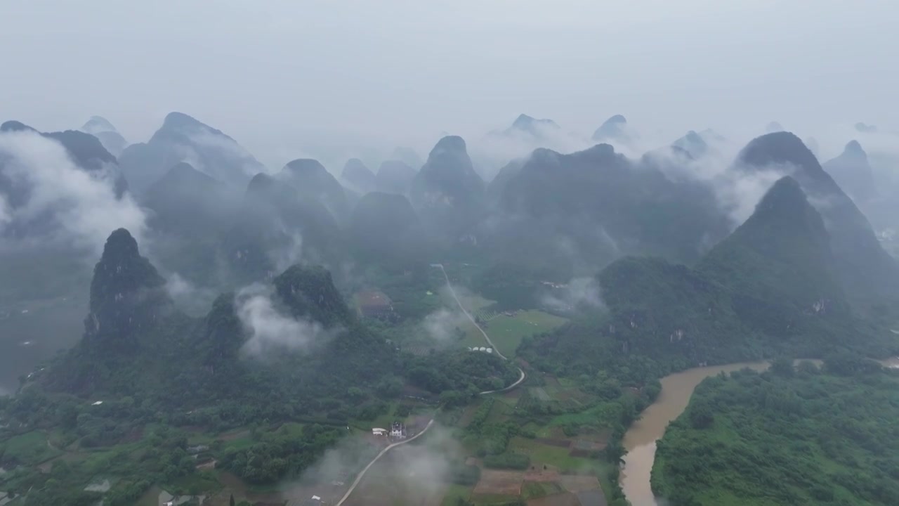 广西桂林山水漓江风光视频素材