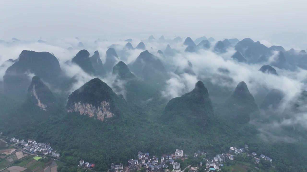 广西桂林山水漓江风光视频素材