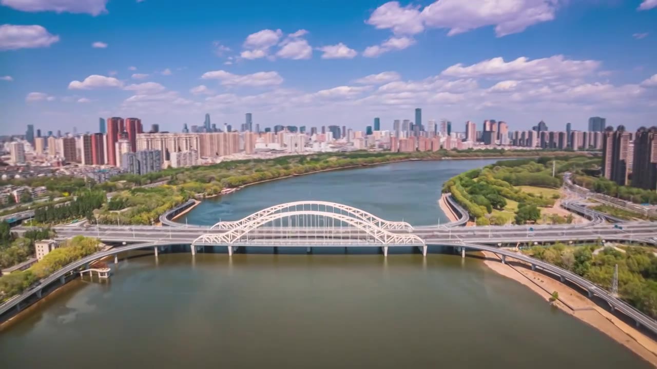 辽宁沈阳浑河沿岸壮观大气城市风景航拍延时视频素材